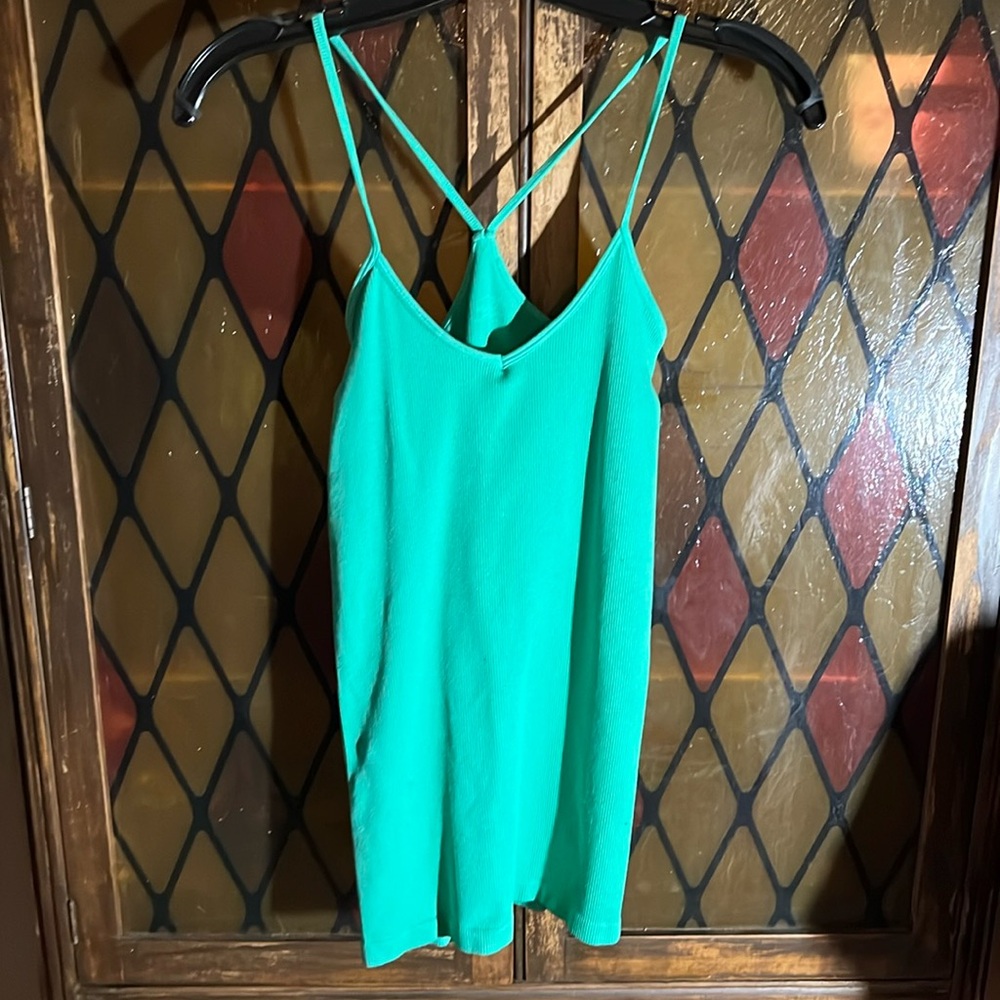 ✨2 for $15✨ Charlotte Russe super stretchy green ribbed long thin strap tank